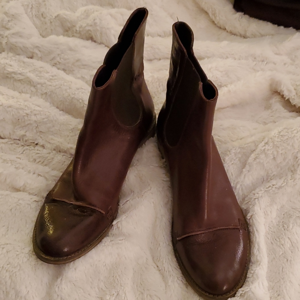 Charles David ankle boots